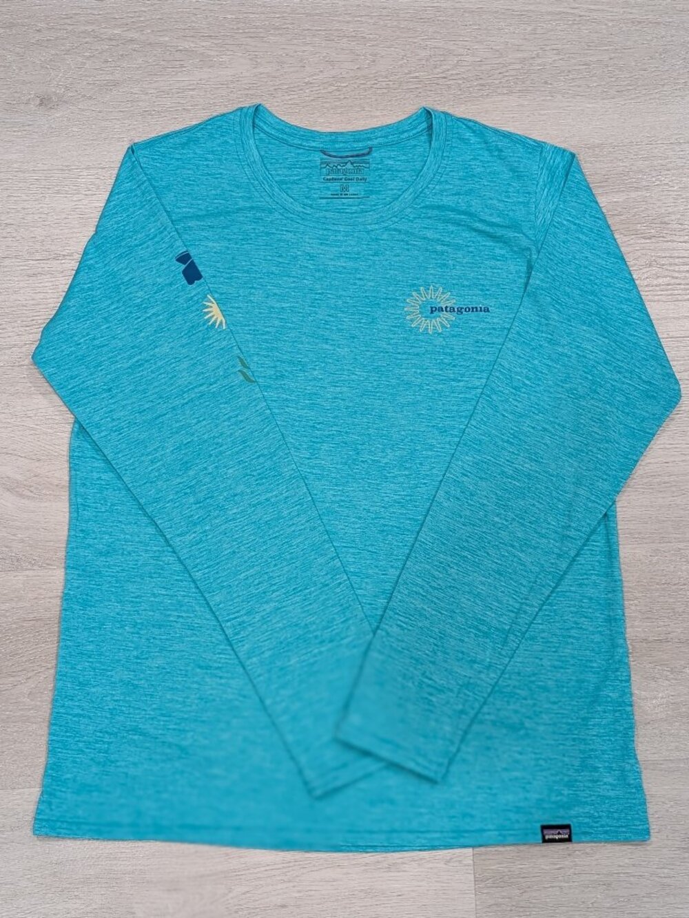 Patagonia Long-Sleeved Capilene Cool Daily Graphic Shirt - Teal Green